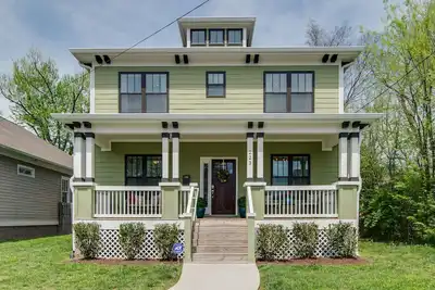 1 Mi à Topgolf -2mi à Broadway Bars ~ 1. 5 Mi To Nissan Stadium ~ Yard & Space!