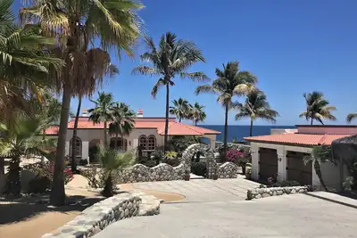 Image de Nouvelle liste! ! Belle Oceanfront Villa- 1 mile N de Los Barriles- Héberge 6+