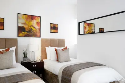 Image de Appartement Supérieur 1 Chambre près de Harry Potter World