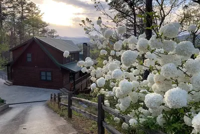 Image de Alpine Mountain Majesty Luxury Cabin avec une vue imprenable sur la montagne - Helen