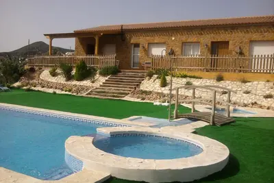Image de Maison de campagne dans la Sierra de Bédar avec piscines et jacuzzi