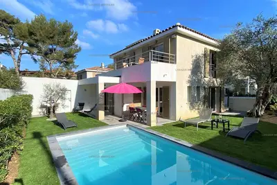 Image de Jolie villa tout confort avec piscine et jardin pour 6