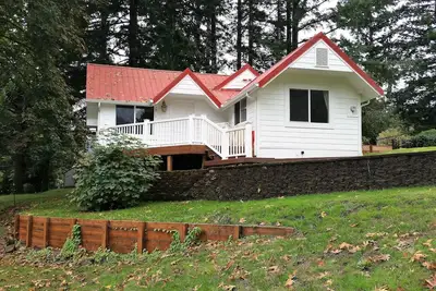 Image de Un chalet de rivière pour chaque saison