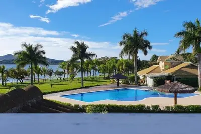 Image de Duplex face à la structure Lagoa Conceição et Resort dans une copropriété fermée