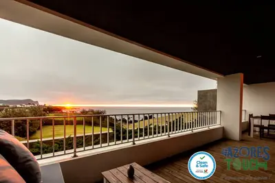 Image de Quinta do Mar - Regardez le soleil se lever sur l'océan depuis votre lit