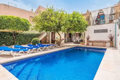 Image de Maison avec piscine familiale idéale