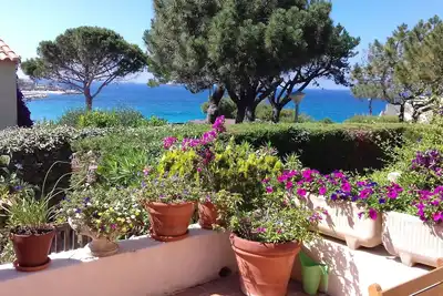 Image de Maison climatisée avec vue sur la mer à 80 mètres de la plage