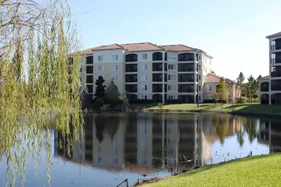 Image de Location privée de 3 chambres Condo de luxe @ Worldquest Resort par WQRrentals