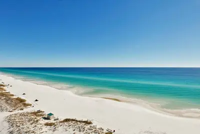 Image de À Droite Sur La Plage! ! Superbes Vues! ! Plaisir En Famille! ! Sable Blanc De Sucre! !