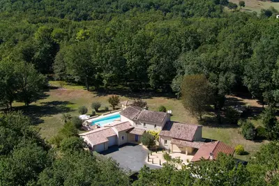 Image de Maison de campagne de luxe, très calme, grande piscine, wifi gratuit