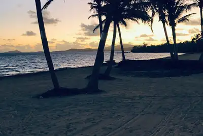 Image de Sugar Beach Condo Resort - Vue sur le front de mer
