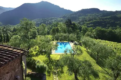 Image de Belle ferme restaurée avec piscine privée et vues incroyables.