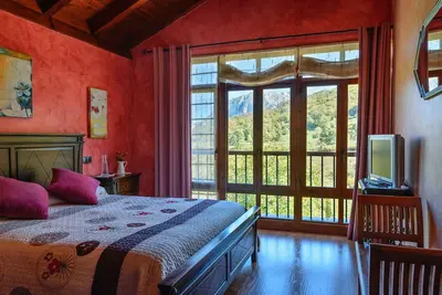 Image de Balcon Royal \"King Pelayo\" Chemin des Ours