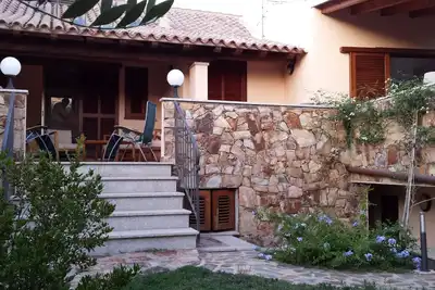 Casa Baia Caddinas offre des vacances tranquilles et inoubliables.