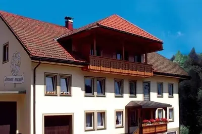 Image de Des appartements conviviaux et confortables avec balcon vous invitent à la détente. Ven. wlan