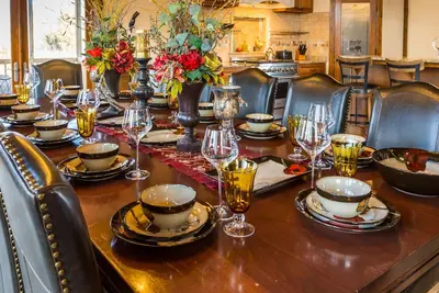 Image de Maison de luxe 7 chambres 6-1 / 2 Premier avec beaucoup d'espace pour se divertir