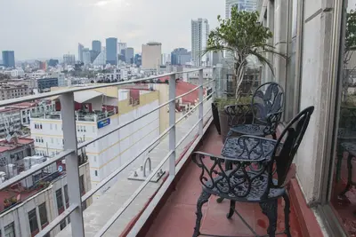 Image de Pa Suites Historic Center, Balcony, Ac, 24/7 Secuirty Bilingual Tours 12d