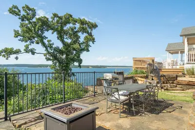 Image de Vue d'ensemble étonnante du magnifique lac Skiatook!