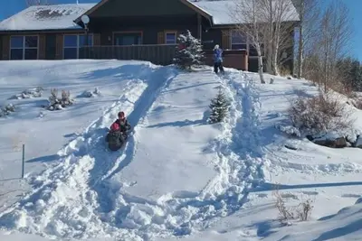 Image de 4br, 2ba Maison pour 10 personnes, grand bain à remous, à quelques minutes de Granby Ranch & Winter Park