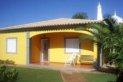 Image de Villa Isabel avec piscine, vue magnifique sur la mer et la campagne