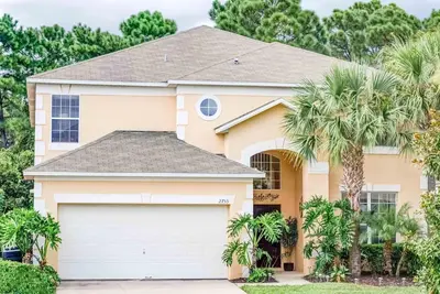 Image de Incroyable Villa Emerald Isle de 6 chambres avec spa et salle de jeux