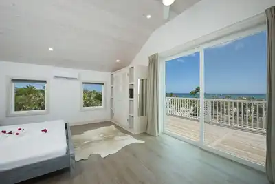 Image de Nouvelle maison de plage de luxe avec piscine dans un complexe de charme