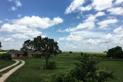 Image de 7Js Lodge Waco, Pool Bunkhouse: 20 min de Magnolia, Baylor