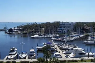 Image de Vues incroyables sur le port de Melbourne!