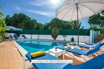Image de Julieta - Villa walking distances to São Lourenço beach and private pool
