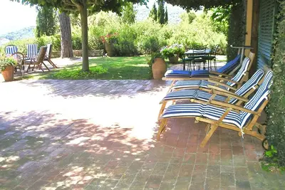 Grande villa en Toscane vues superbes piscine privee plage et village 5 minutes