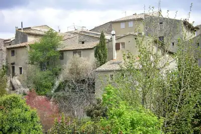 Image de Trois niveaux -2 chambre-2 salle de bain-terrasse en plein air-entièrement rénové