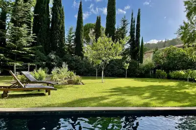 Image de Gîte de charme à quelques kilomètres de Lagrasse et Carcassonne, piscine privée
