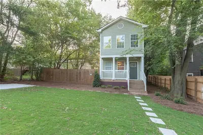 Image de Près du centre-ville, de Midtown, du Gt, du Gwcc et du stade Mercedes-Benz