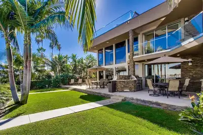 Image de Villa on the Bay | 2br Bayfront in Mission Beach