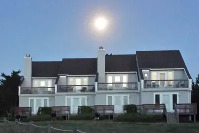 Image de Condo de 2 chambres, 200 verges du son et 400 verges de la plage situé à Duck Nc