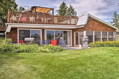 Image de Venez rester au bord du lac! ! ! Parfait pour votre escapade de fin de semaine ou vos réunions de famille!