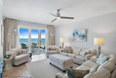 Image de The Inn At Crystal Beach # 407: 3 Br / 3 Ba condo à Destin, 11 personnes