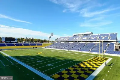 Image de À Travers Le Stade - à pied du centre-ville d'Annapolis.