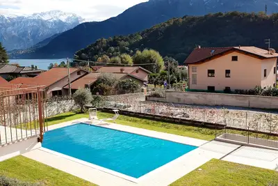 Image de Lenno Spese Ii -Appartement à Lenno avec piscine