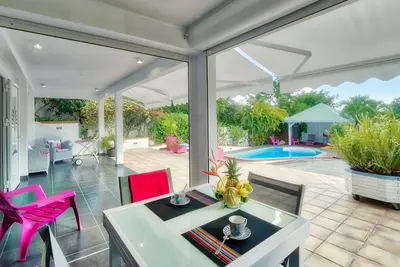 Image de Jolirevecreole : Appartement standing, entre mer et campagne avec piscine