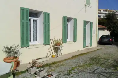 Image de Situé à 5 min de la plage, beau F3 de 67m² avec un grand garage