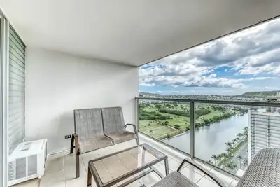 Image de Nouvelle Liste! Studio w / vues de Diamond Head, lanai privé, piscine commune / bain à remous