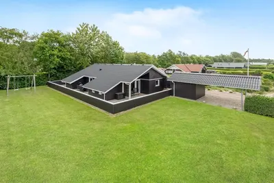 Image de Superbe maison à Hemmet avec sauna