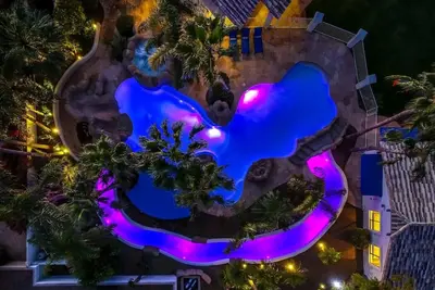 Image de $$$ Piscine Demi Million De Dollars w / Lazy River $$$