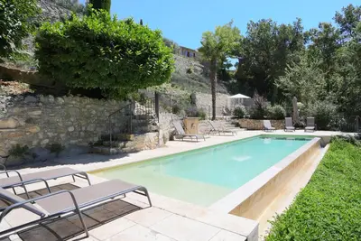 Mas avec vue panoramique et piscine chaufée au coeur du Luberon
