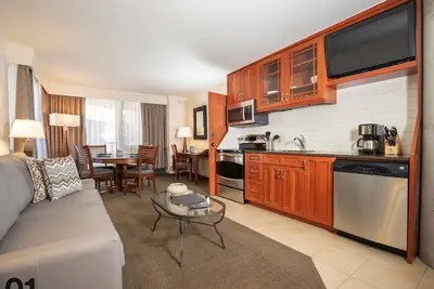 Image de Snowbird Cliff Club 3 Bd Ski in Ski Out Condo Prés. Jour de semaine