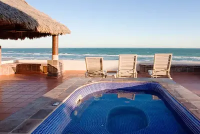 Image de Accueil de luxe sur la plage à Las Conchas