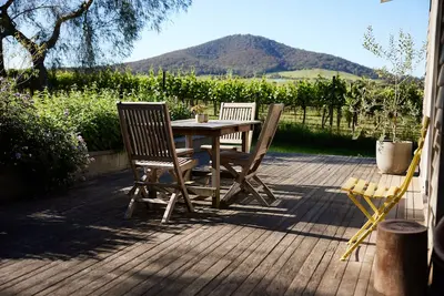 Image de Yarra Valley vignoble cottage - emplacement de choix, se détendre, profiter et respirer facilement