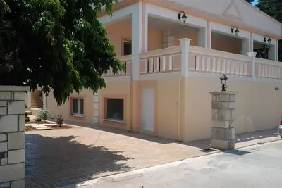 Image de la maison du père à kissamos