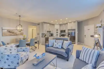 Image de Condo rénové au rez-de-chaussée à Avalon Clearwater